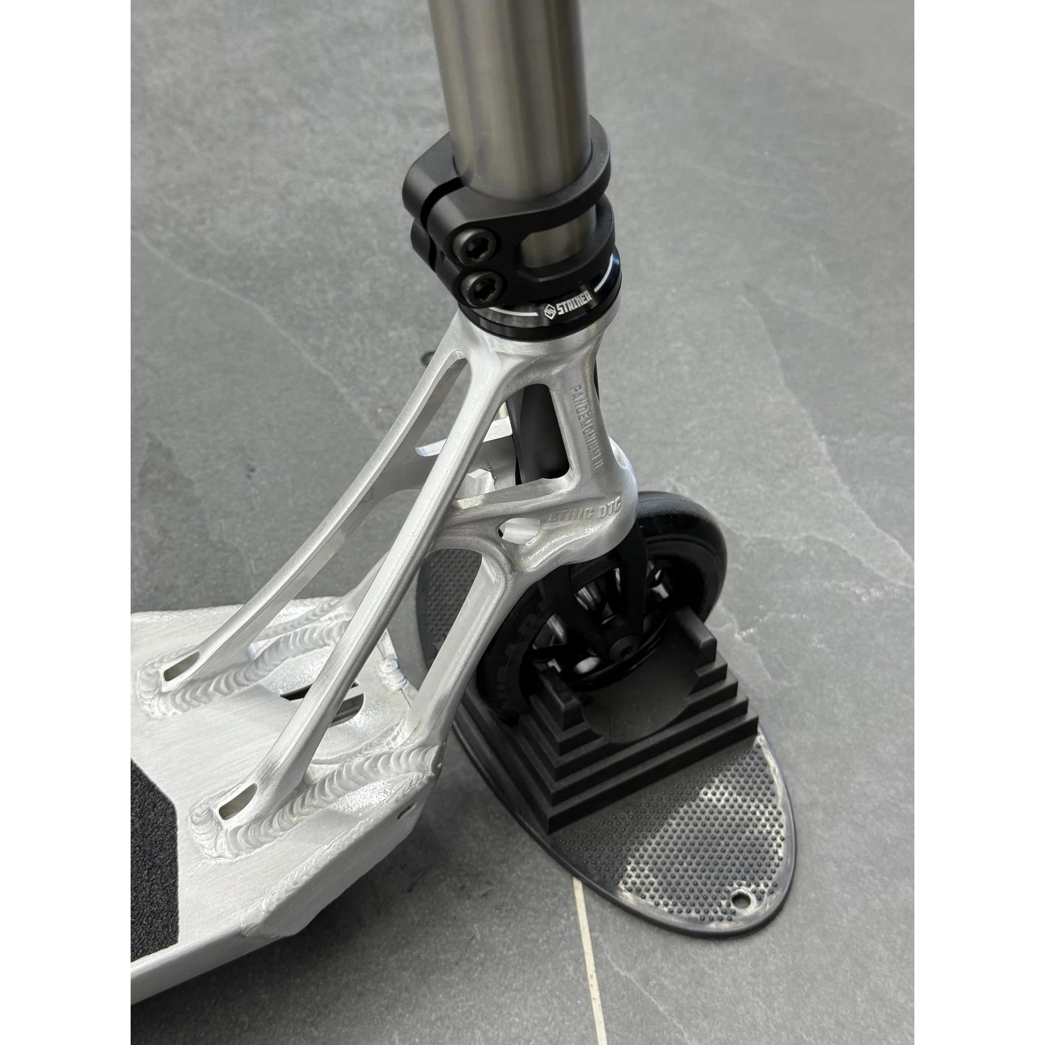 Scooter Custom Raw/Black - Image 5